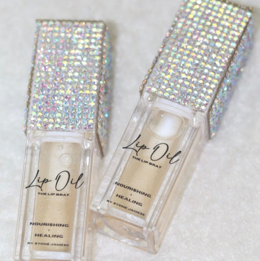 Nourishing lip oils