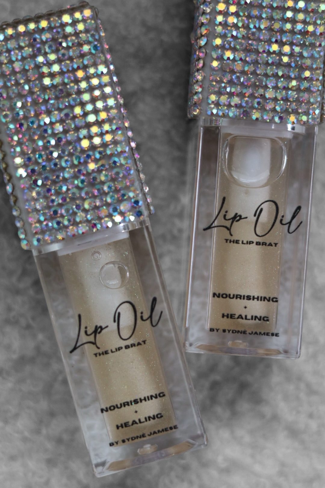 Nourishing lip oils